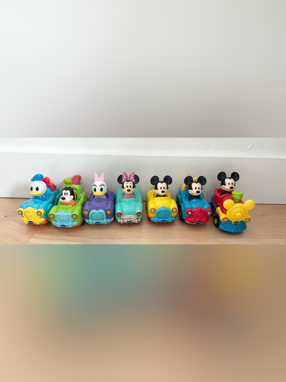 Lot of 7 Vtech go go smart wheels cars. Mickey Mouse, Donald Duck Daisy Duck